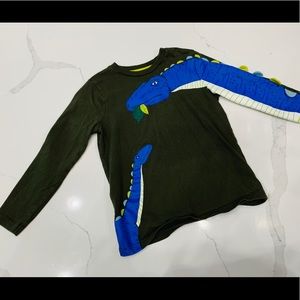 Mini Boden dinosaur appliqué shirt. 6-7